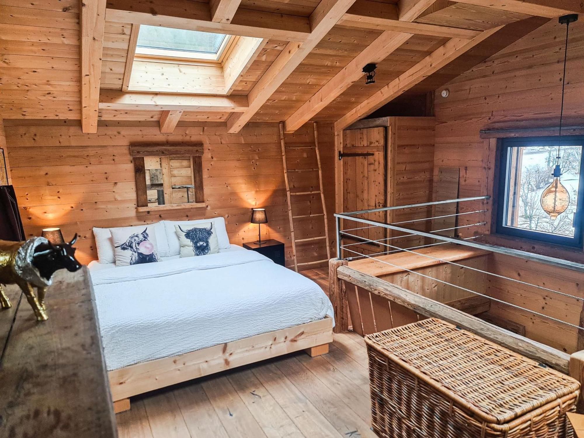 Chalet Le Noisetier - Mini 2 Pers - 2min La Clusaz - Aravistour *